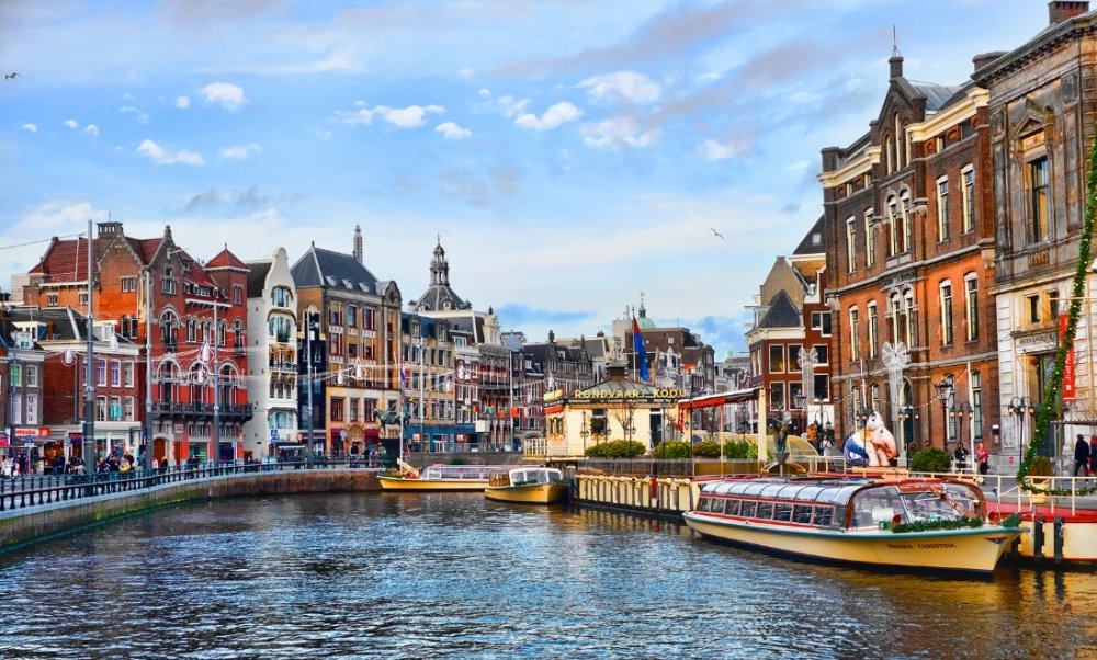2021 Amsterdam - Porterra Travel - A different kind of travel company